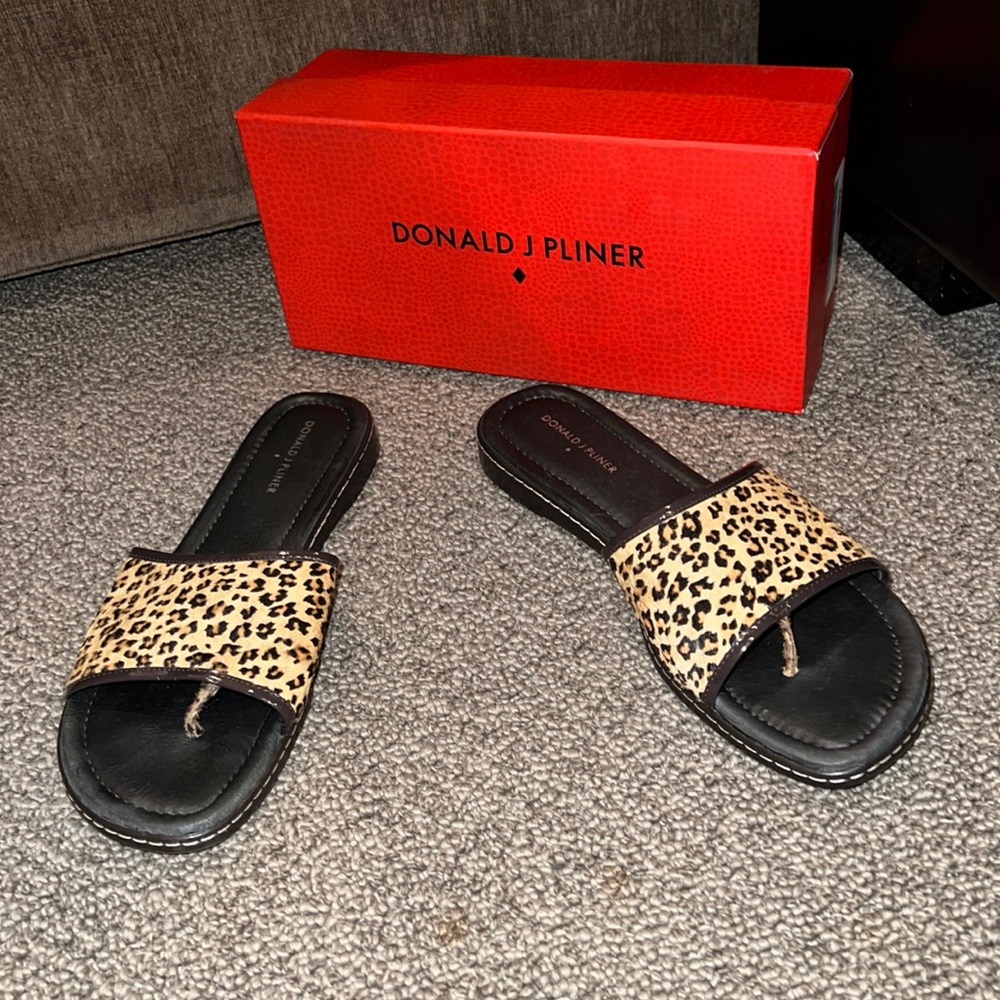 Donald J Pliner Giggi Camel Leopard Pony Haircalf Slide Size 11